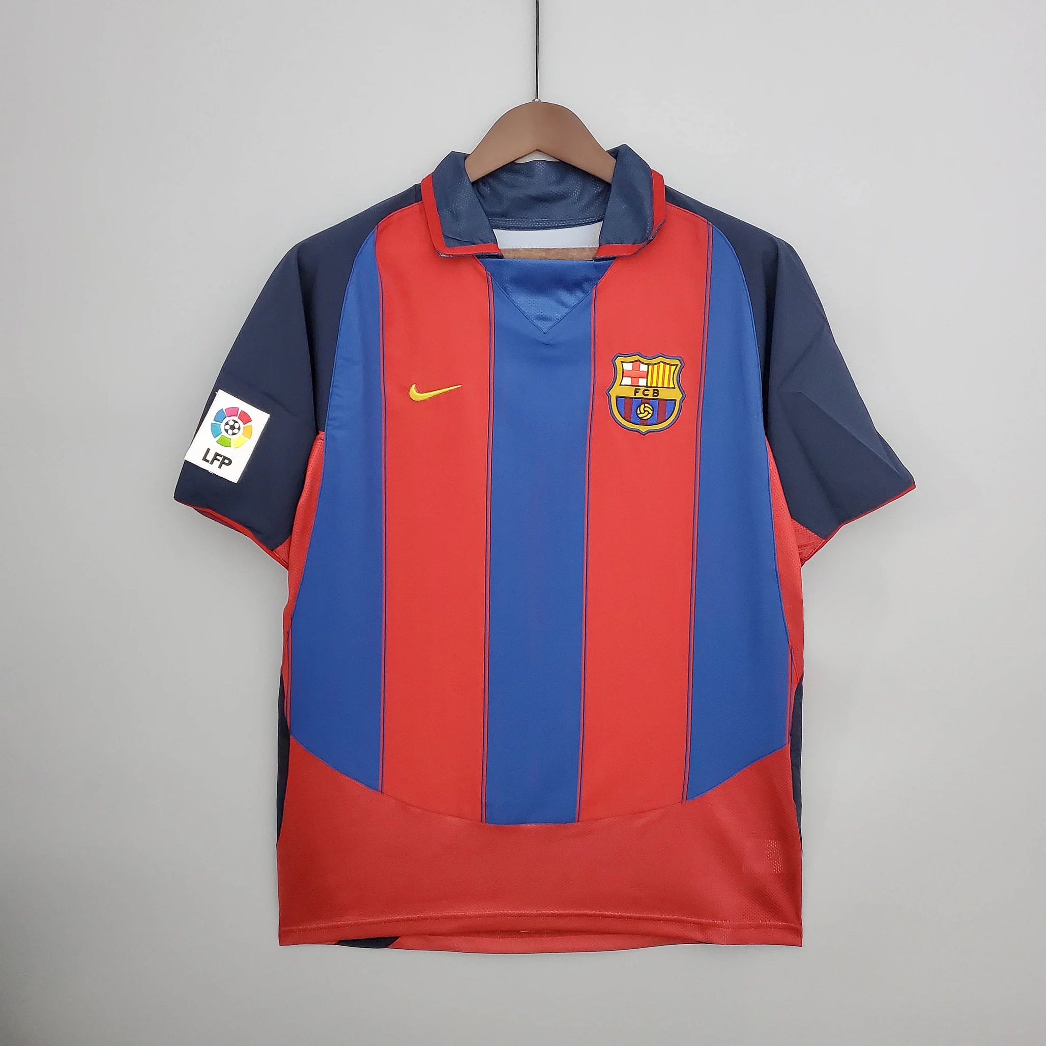 Retro Barcelona 03/04 Home Shirt