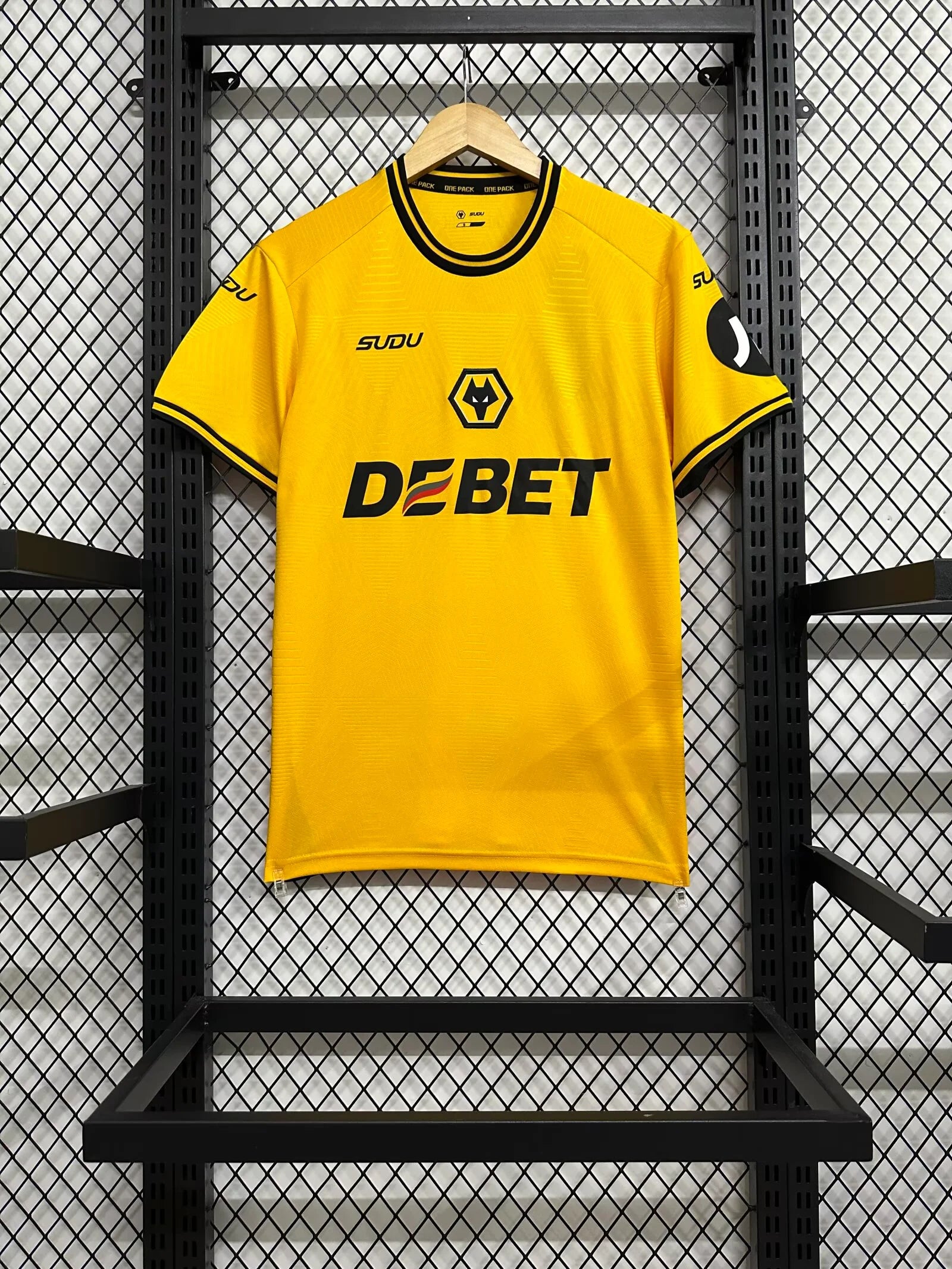 Wolverhampton Wanderers 24/25 Home Jersey